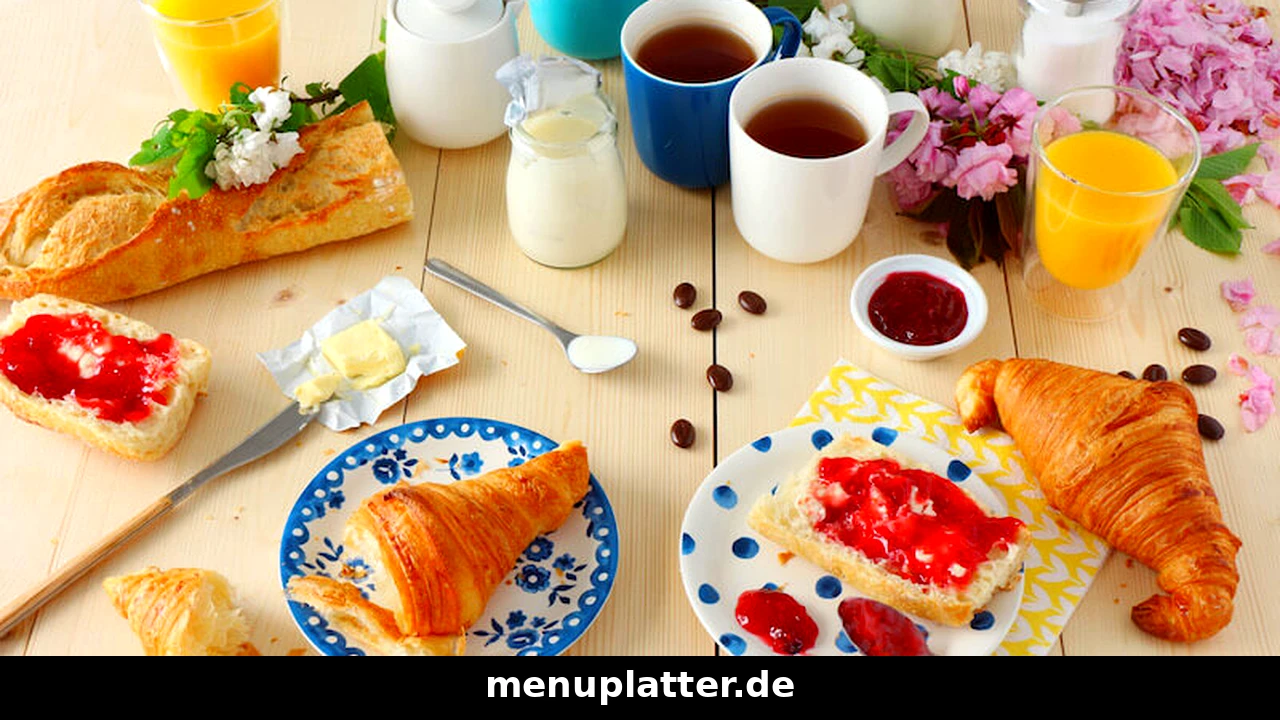 Brunch Preise Dresden mit Brunchbuffet, warmen Speisen, Kuchen und Kaffee mit Blick auf die Elbe